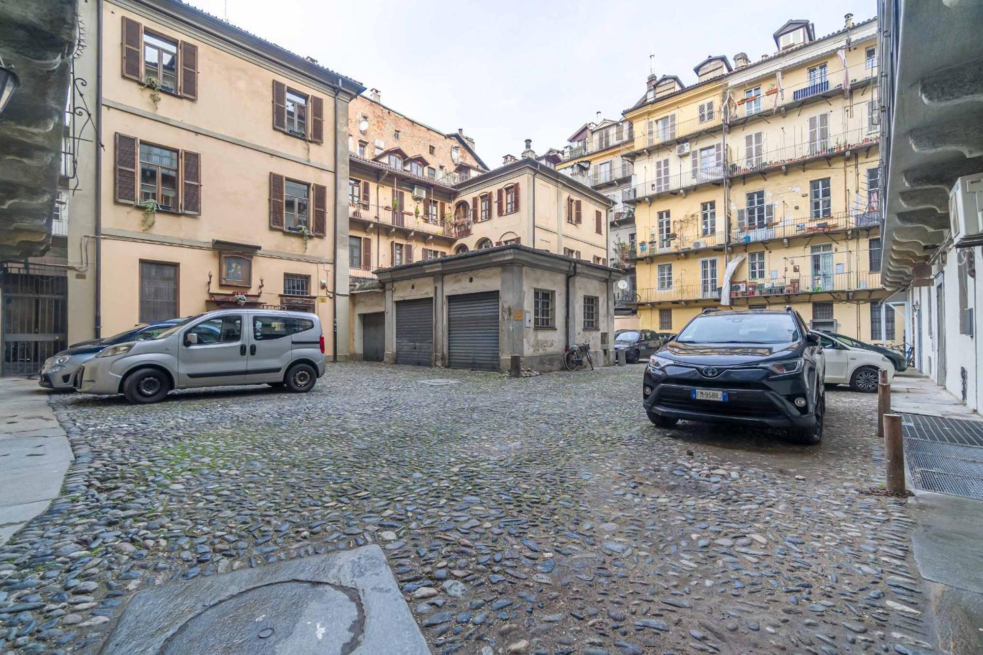 Quadrilatero Romano! Exclusive & Roomy Apartment Turin Exteriör bild